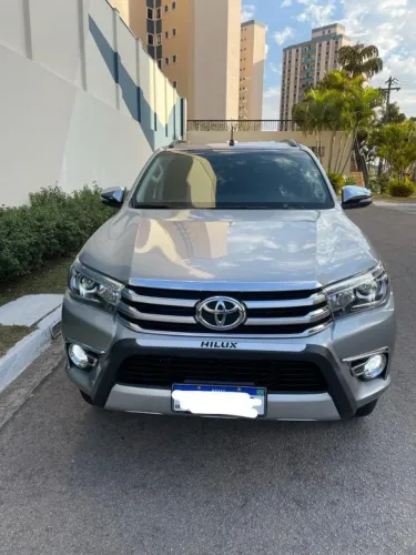 Toyota Hilux CD SRX 4X4 2.8 TDI 16V Diesel Aut. 2017