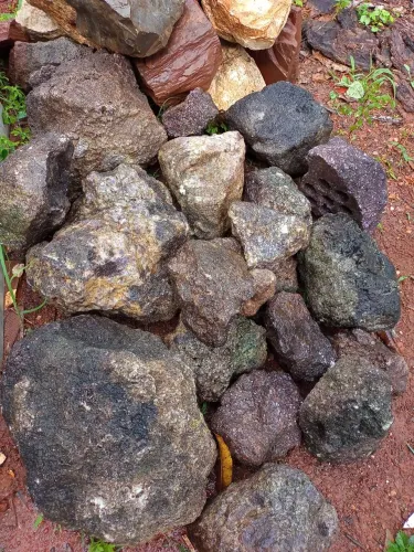 LEPIDOLITA BRUTA PARA ARTESANATO E DECORACÃO