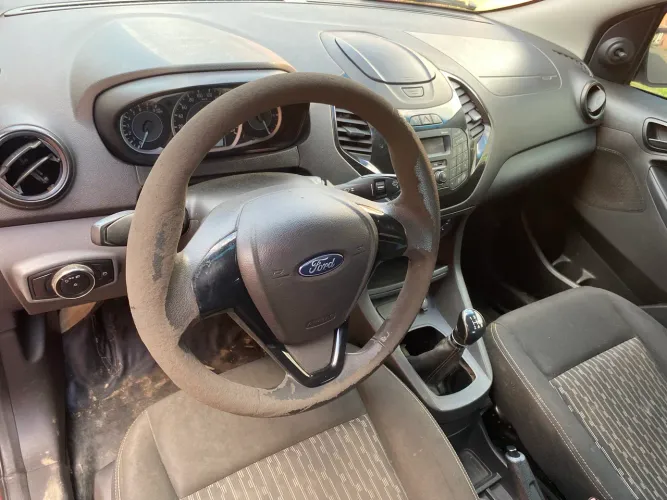 Ford KA+ Sedan 1.5 16V Flex 4P 2015
