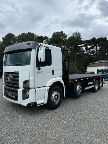 VW 30.280 CONSTELLATION 8X2 2023