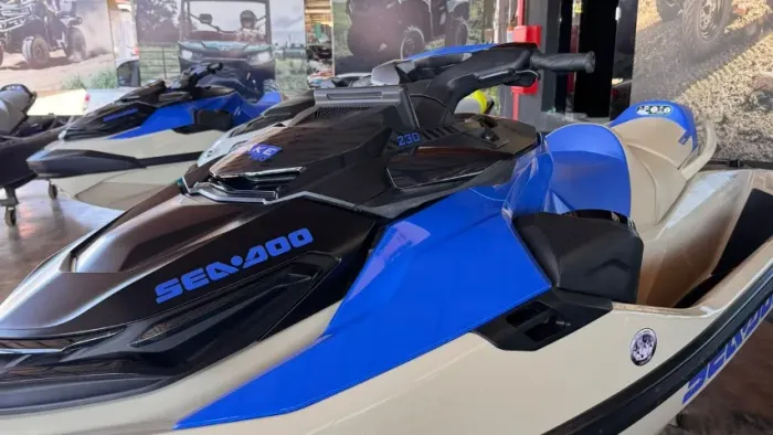 Sea-Doo Wake Pro 230 2025
