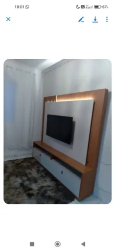 Painel de TV com LED para TV até 65 polegadas. Leia o anúncio 