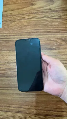 iPhone 12