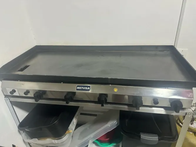 Vendo shapa a gás nova pouco tempo de uso