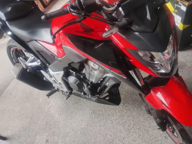 Cb Twister 300 ABS único dono