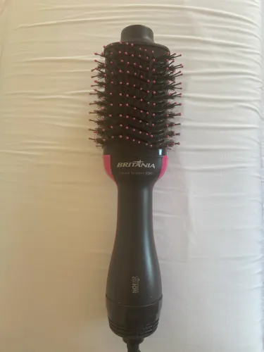 Escova Secadora Britânia Soft (linha com tecnologia Íon).