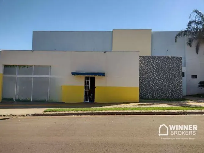 Barracão à venda, locado para Centro de educação infantil, por R$ 3.000.000 - Jardim Espan