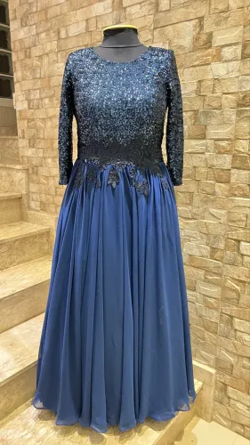 vestido de festa longo azul marinho, petróleo, paetê, manga, madrinha, avó, mãe, festas