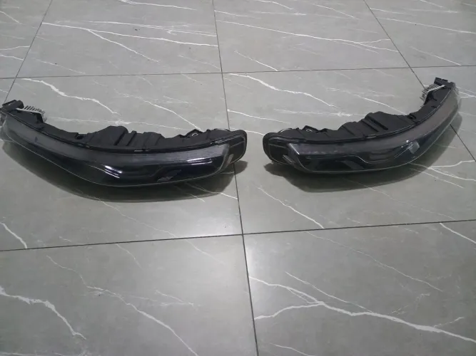 par de farol fiat toro