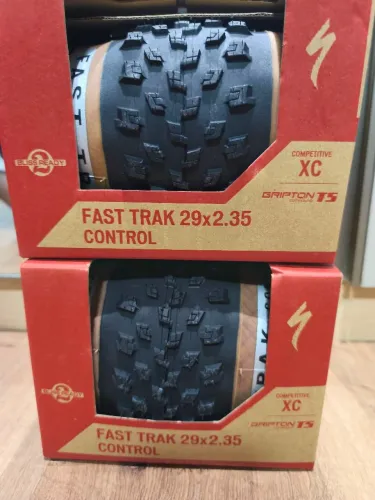 PNEU SPECIALIZED FAST TRAK T5 CONTROL 2,35 FAIXA BEGE
