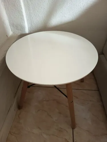 Mesa de canto 