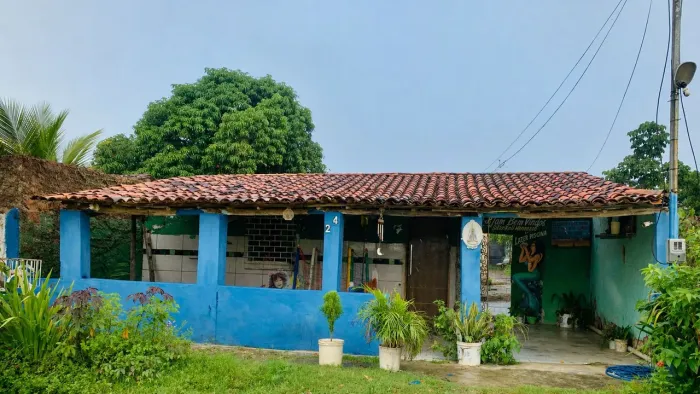 Vendo casa e terreno área rural de São Cristóvão próximo ao fórum da cidade