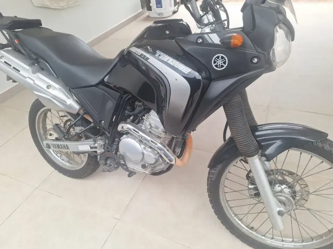 Vendo linda Teneré com baixa kilometragem
