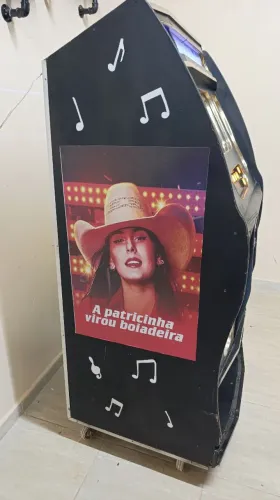Máquina de músicas jukebox 