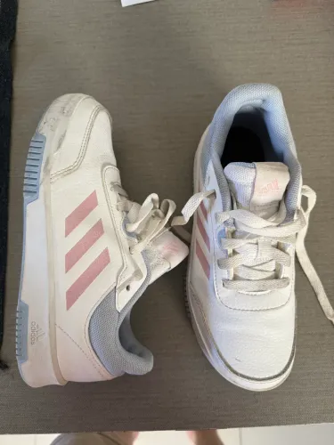 Tênis adidas TAM 32