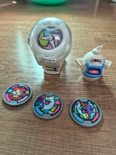 Relógio Yo-kai Watch Modelo U Hasbro + 3 Medalhas + Figure Whisper