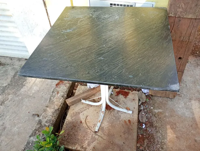 Vende -se 