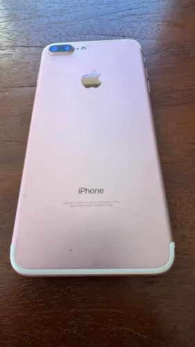 Vende-se IPhone 7 Plus 256 tv