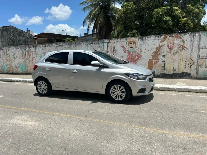 Chevrolet Onix Hatch LT 1.0 8V Flex Mec. 4P 2019