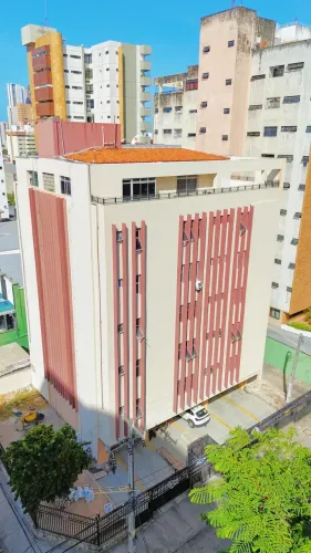 Apartamento cobertura com 3 suítes no bairro Meireles - Fortaleza - CE