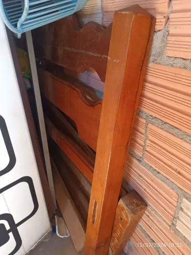 Cama de solteiro 