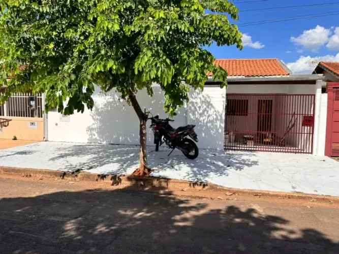 ALUGA-SE CASA - Coophasul