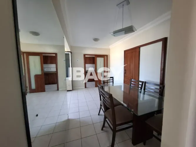 Excelente Apartamento 2 dormitório(s) em Centro - Florianópolis