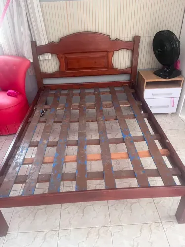 Vendo base de cama