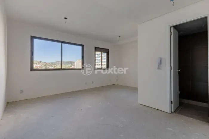 Imóvel para venda tem 30 metros quadrados com 1 quarto em Jardim do Salso - Porto Alegre -
