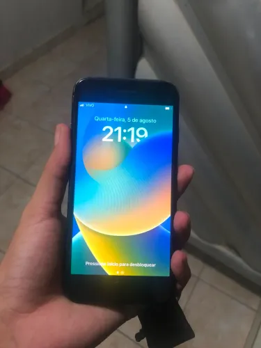 iPhone 8