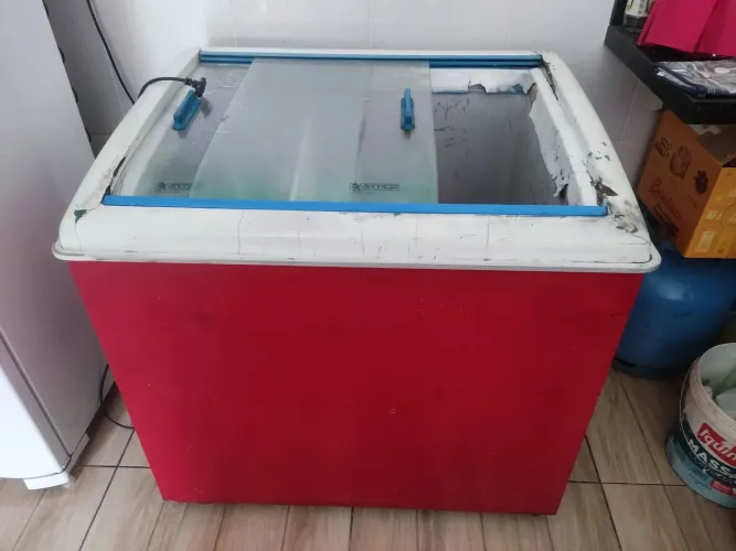 Freezer pequeno