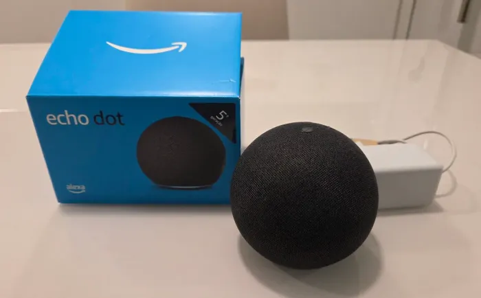 Alexa Echo Dot 5ª Geração (Preta) com Caixa e Fonte Original