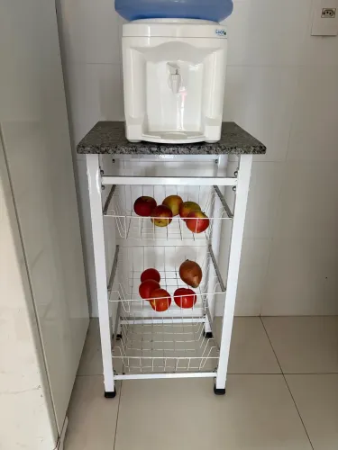 Fruteira com tampa de pedra