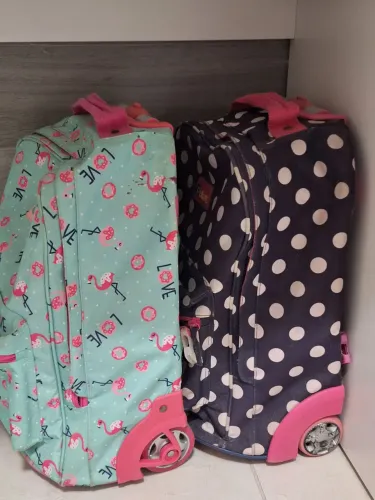 LOTE BOLSAS MOCHILAS PUKET 2 EM 1 RODINHAS E COSTAS
