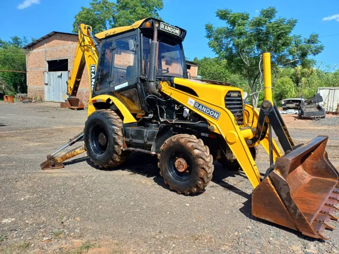 Retro randon 4x4 2019 gabinada