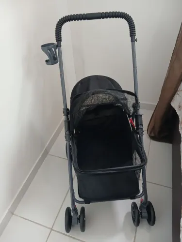Carrinho de Passeio Pet para Cães e Gatos (Suporta até 15kg) - C/ Porta-copo e dobrável