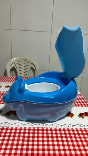 Troninho musical pra criança