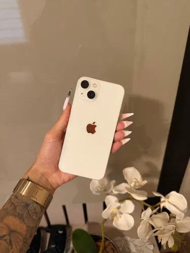 iPhone 13 128GB Branco IMPECÁVEL