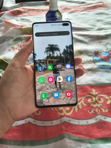 Samsung S10 plus em ótimo estado