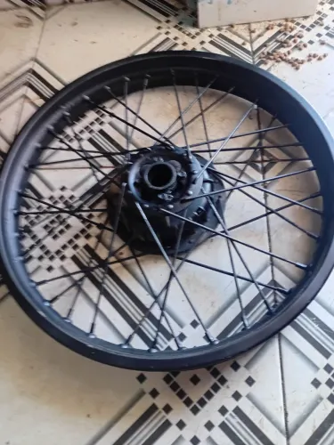 Aro 19 de moto  