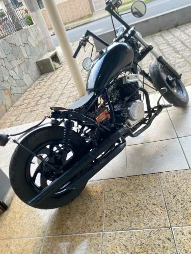 Moto Custom 