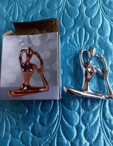 Escultura de Yoga Cerâmica 