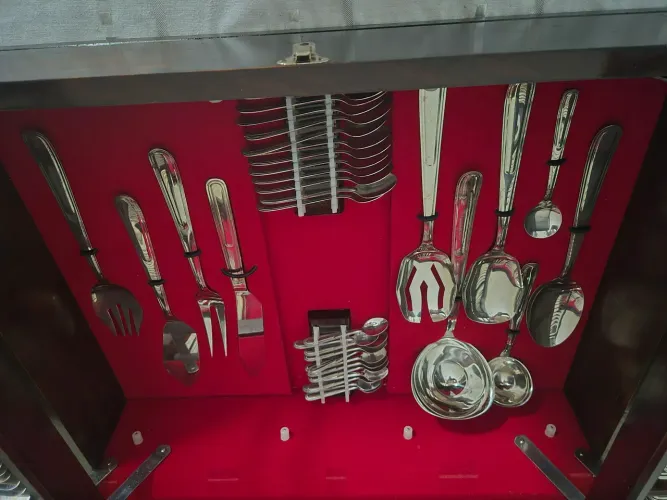 Faqueiro inox.