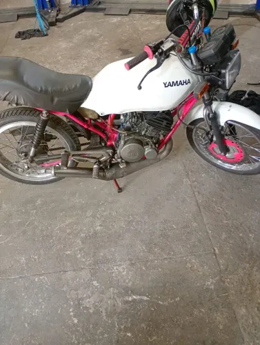 MOTO RD 135