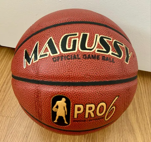 Bola de basquete Magussy Pro 6