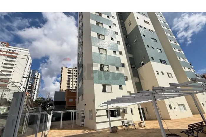 Apartamento para locação na Rua Assis Figueiredo