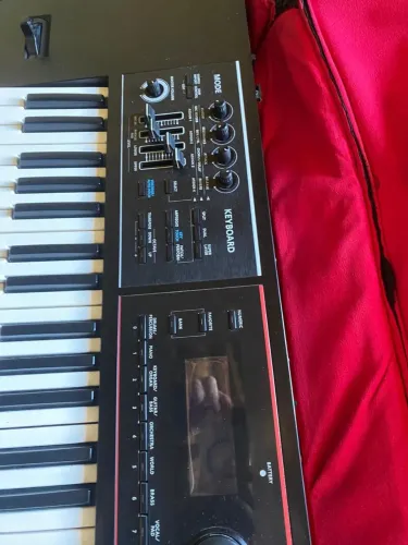 Roland Juno Ds 61 