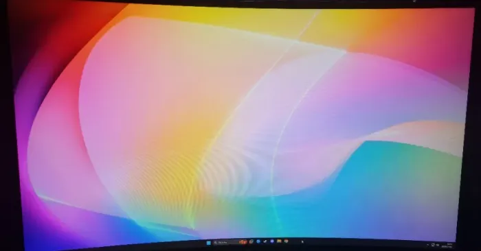 Monitor 27" QHD 165Hz Curvo - Muito bem conservado - Retirada