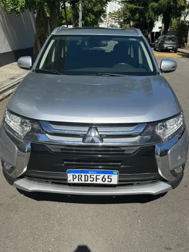 Mitsubishi Outlander Comfort 2.0 16V Aut. 2018