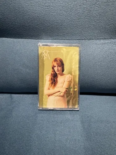 Fita K7 Cassete Florence + The Machine High as Hope (Lacrada)